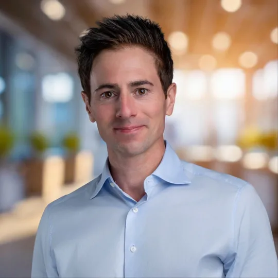 Carmen DiPenti, Agent in  - Compass