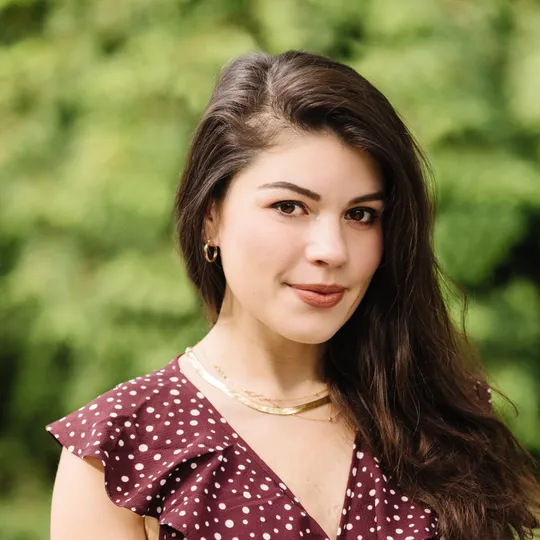 Katarina DeMartini, Agent in  - Compass