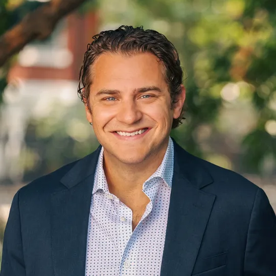 Zack Haluszczak, Agent in  - Compass