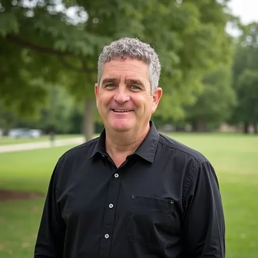 Scott Grimes, Agent in  - Compass