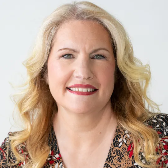 Heidi Faucette, Agent in  - Compass