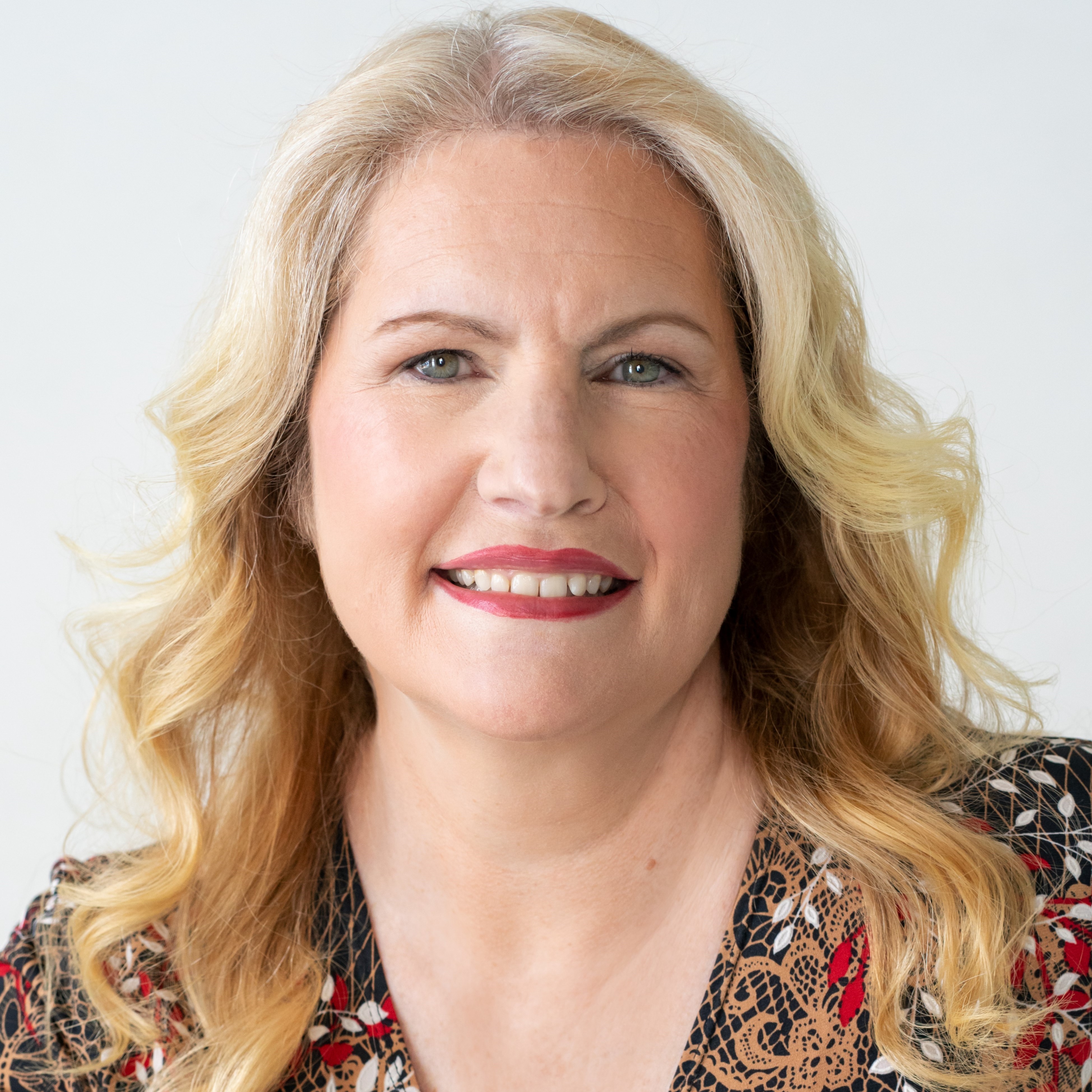 Headshot of Heidi Faucette