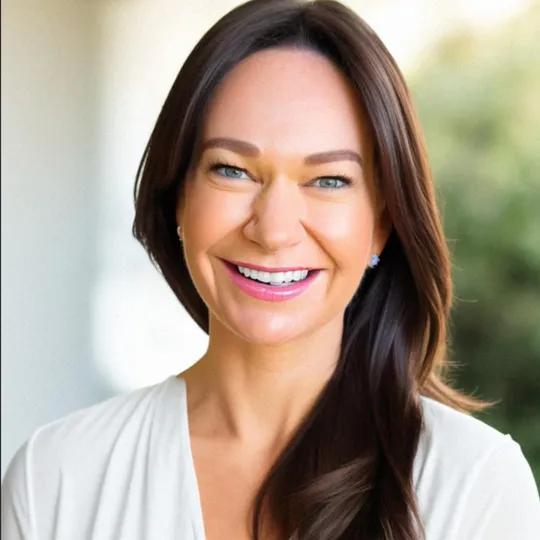 Jeannine Lombardi, Agent in  - Compass