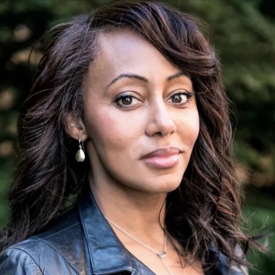 Lisa Blackwell, Agent in  - Compass