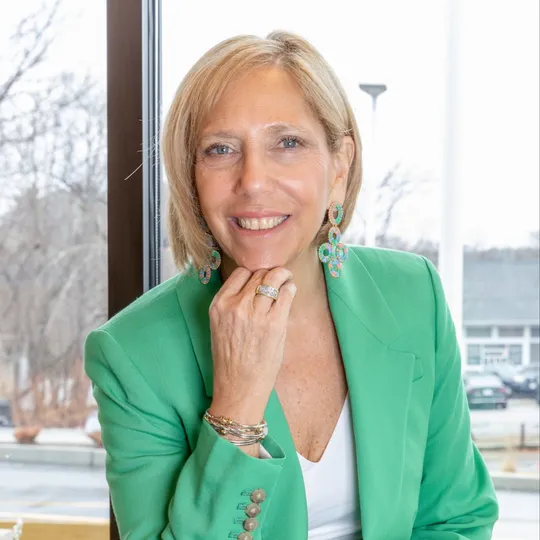 Margie McShane, Agent in  - Compass