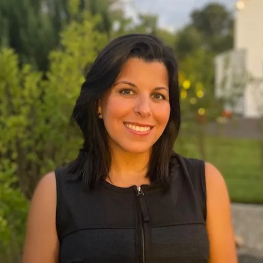 Marielba Barreat-santana, Agent in  - Compass