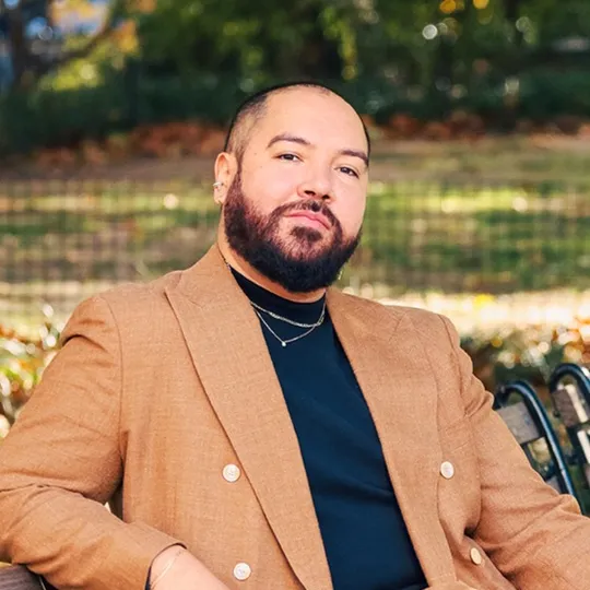 Waldemar Robles, Agent in  - Compass