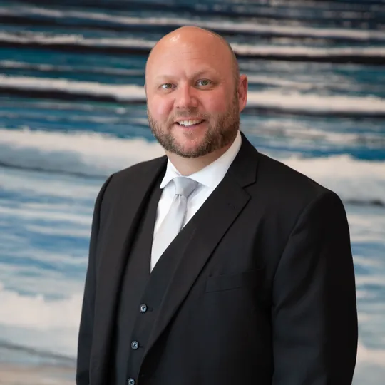 Christopher Samuelson, Agent in  - Compass