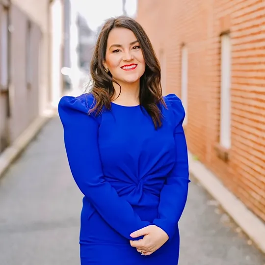 Emily McGann, Agent in  - Compass