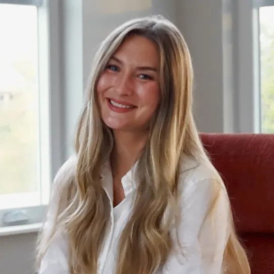 Alexis Bottomley, Agent in  - Compass