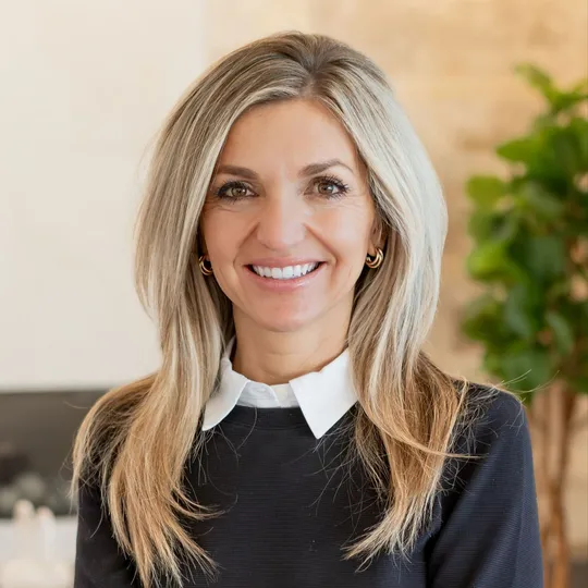 Lindsey Reichwald, Agent in  - Compass