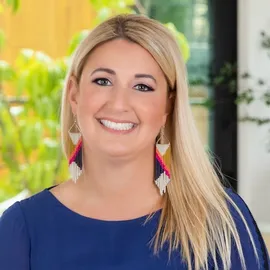 Kim Doner, Agent in  - Compass