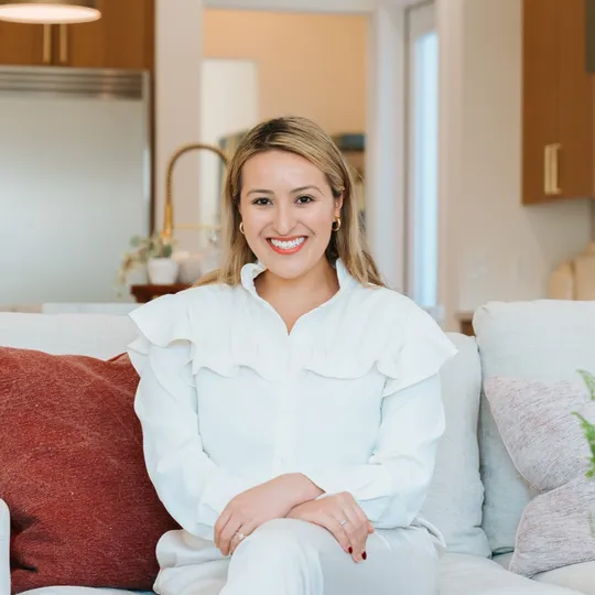 Valerie Rivas, Agent in  - Compass