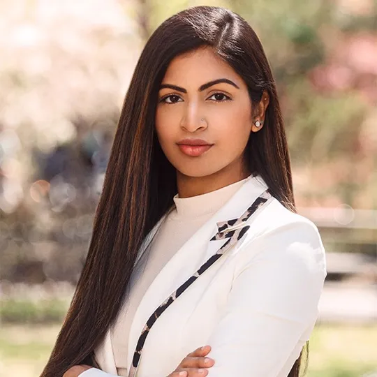 Fatima Tahir, Agent in  - Compass