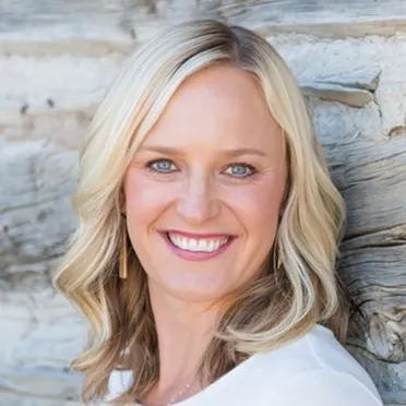 Tisha Taylor, Agent in  - Compass