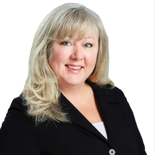 Gina Nyland, Agent in  - Compass