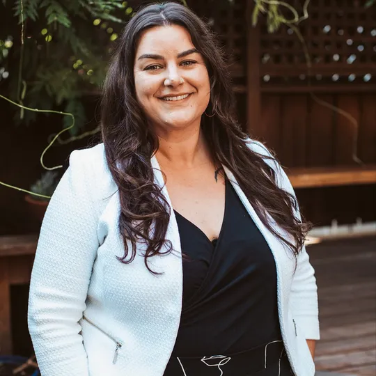 Shawna Jones, Agent in  - Compass