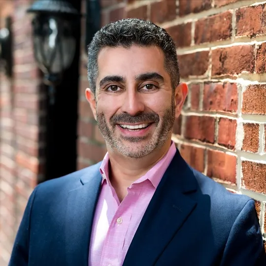 Arash Azma, Agent in  - Compass