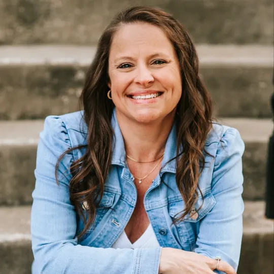 Dana Morgan, Agent in  - Compass