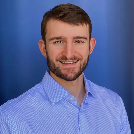 Ryan Luks, Agent in  - Compass