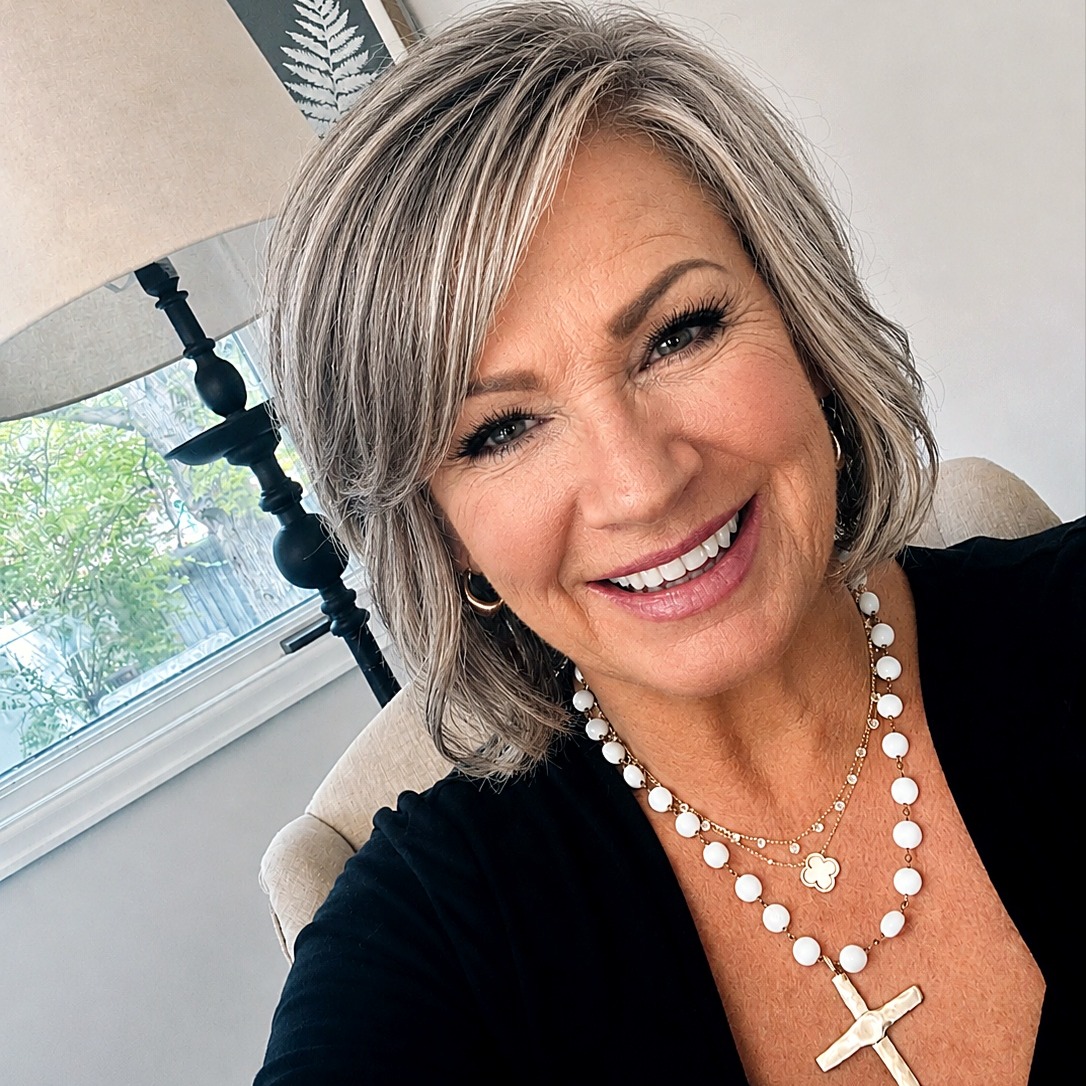 Headshot of Ronda Chapleski