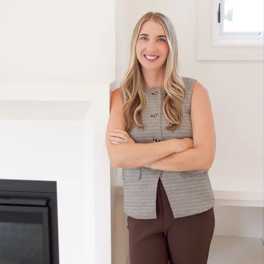 Jennifer Feda, Agent in  - Compass