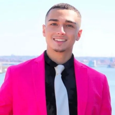 Kyle Vazquez, Agent in  - Compass