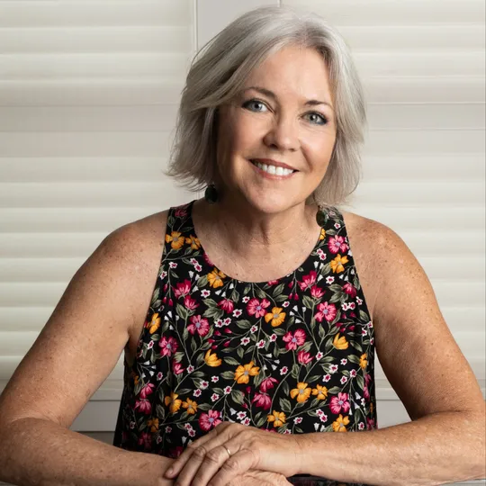 Marcie Goltz, Agent in  - Compass