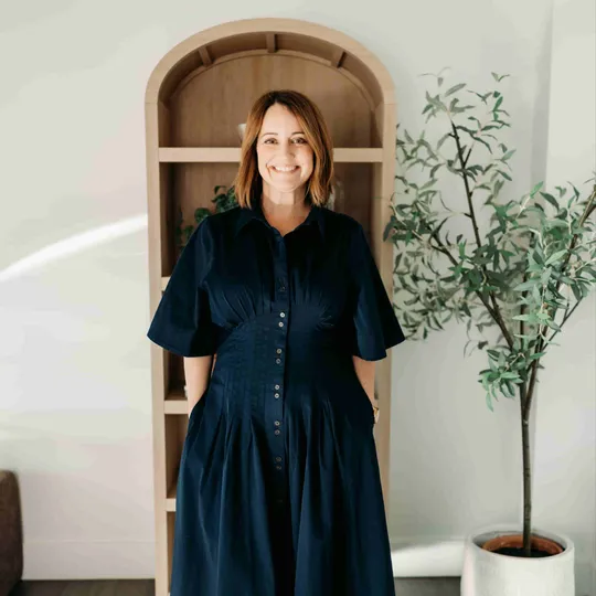 Meg Marsh, Agent in  - Compass