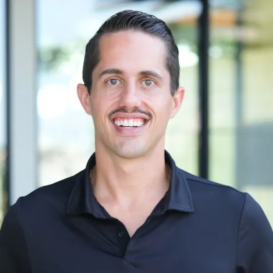 Nick Bloom, Agent in  - Compass