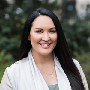 Headshot of Rachel Street