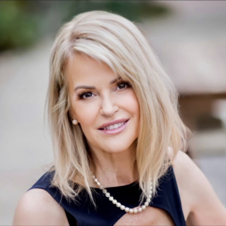 Headshot of Karen Silvas