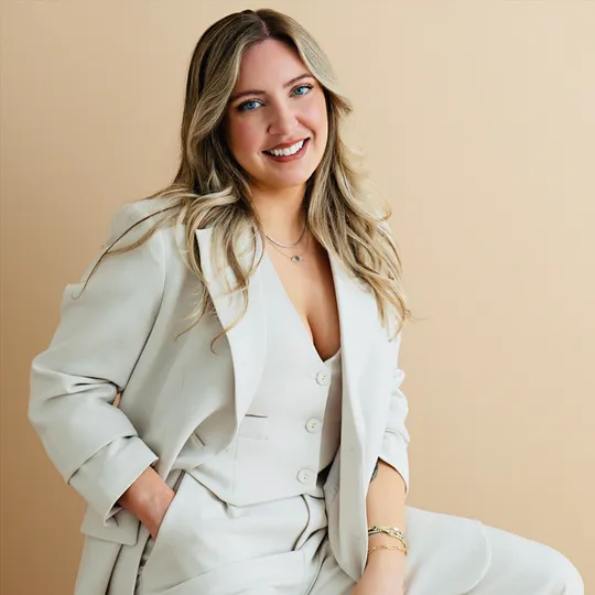 Tirah Manko, Agent in  - Compass