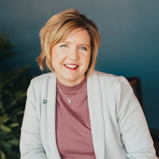 Christy Sloan, Agent in  - Compass