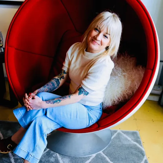 Jeannette Westcott, Agent in  - Compass