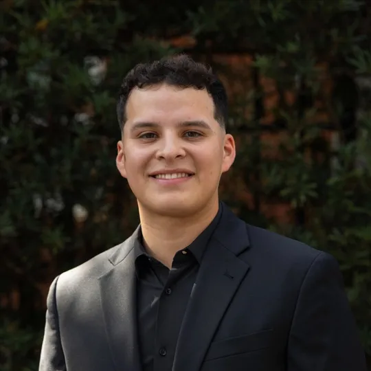 Carlos Galdamez, Agent in  - Compass