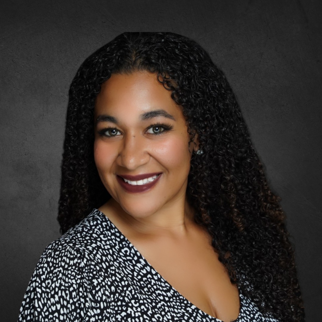 Headshot of Erica Batista