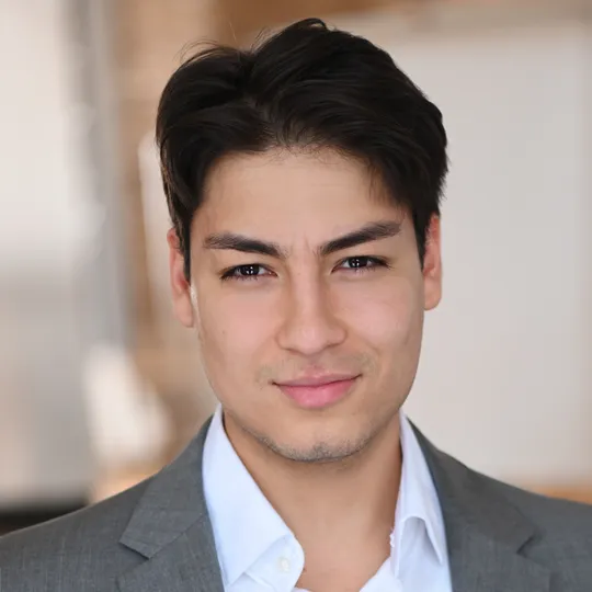 Glenn Velasco, Agent in  - Compass