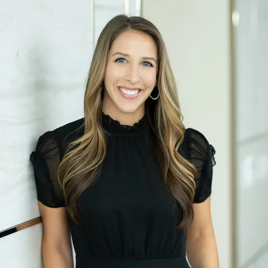 Jenna Therrien, Agent in  - Compass