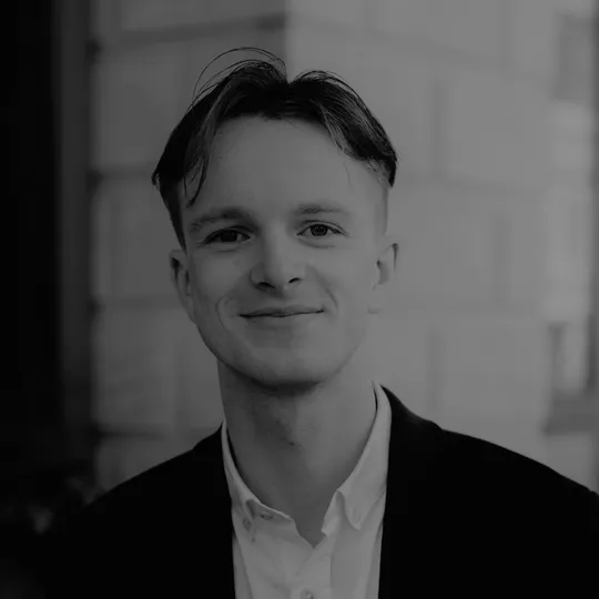 Grayson Wallace, Agent in  - Compass