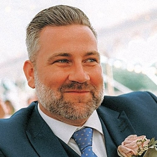 Headshot of Timothy Newsome