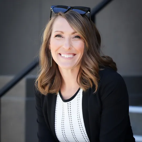 Alexandra Kurjakovic, Agent in  - Compass