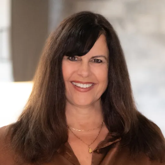 Wendy McPherson, Agent in  - Compass