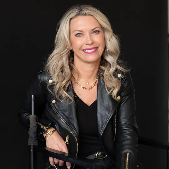 Katri Hunter, Agent in  - Compass