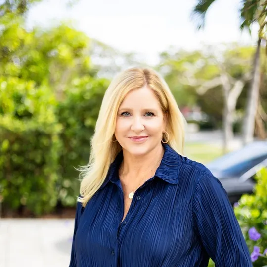 Janice Harris, Agent in  - Compass