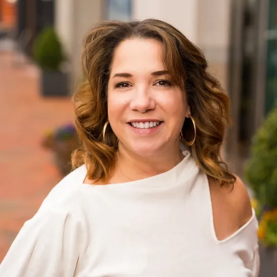 Debbie Gonzalez, Agent in  - Compass