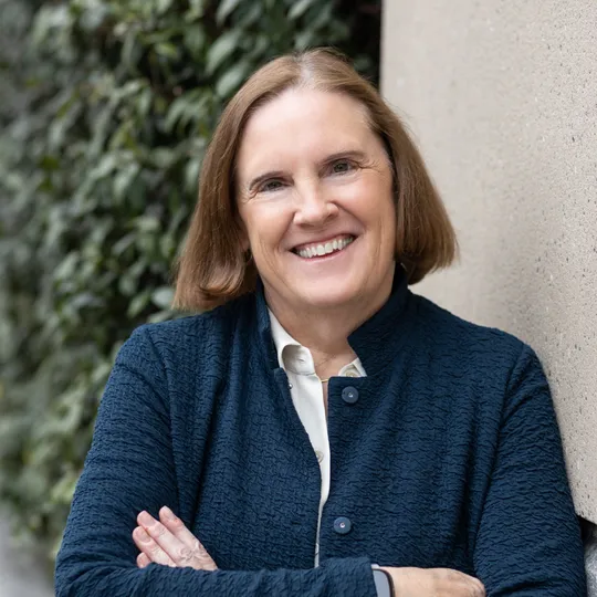 Lisa Toomey, Agent in  - Compass