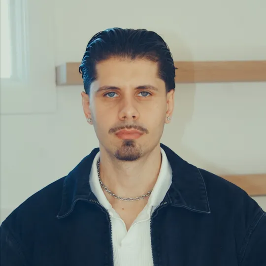 Kevin Kral, Agent in  - Compass