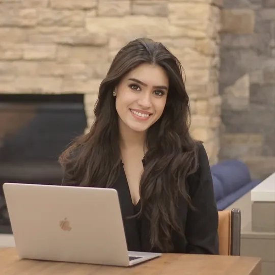 Isabella Bernadac, Agent in  - Compass