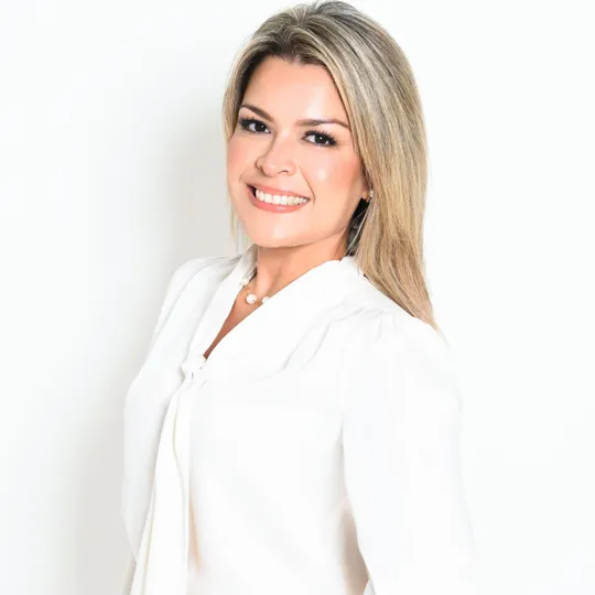 Claudia Rodriguez, Agent in  - Compass